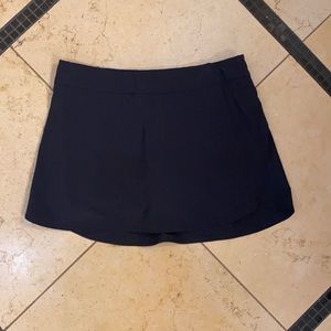 Outdoor voices skort in size medium black